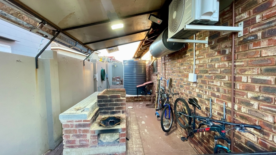 3 Bedroom Property for Sale in Doringkruin North West